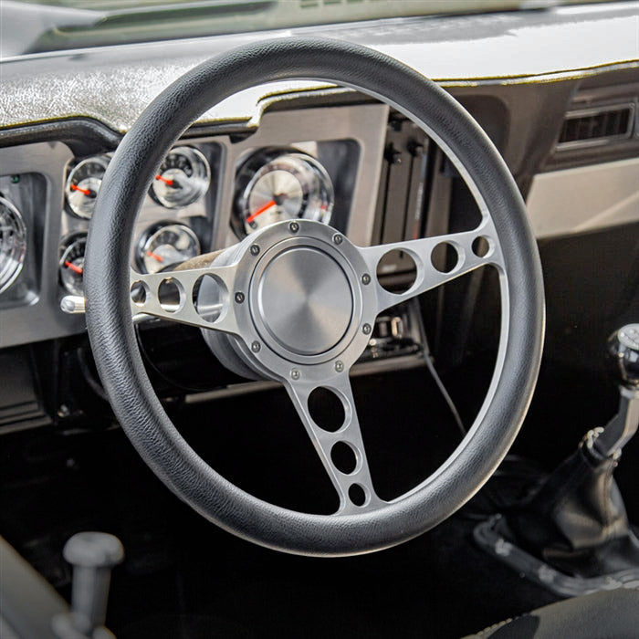 Why Vintage Steering Wheels Are Making a Comeback in Modern Car Customizations